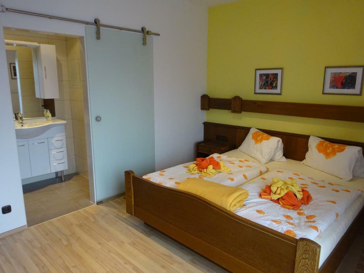 Appartement - Ferienwohnungen - Gaestehaus Gabriele 法克湖畔杜罗博拉赫 外观 照片